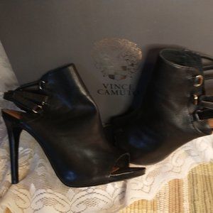 Vince Camuto black leather stiletto shootie heels sz 8.5 M / 38.5 open toe